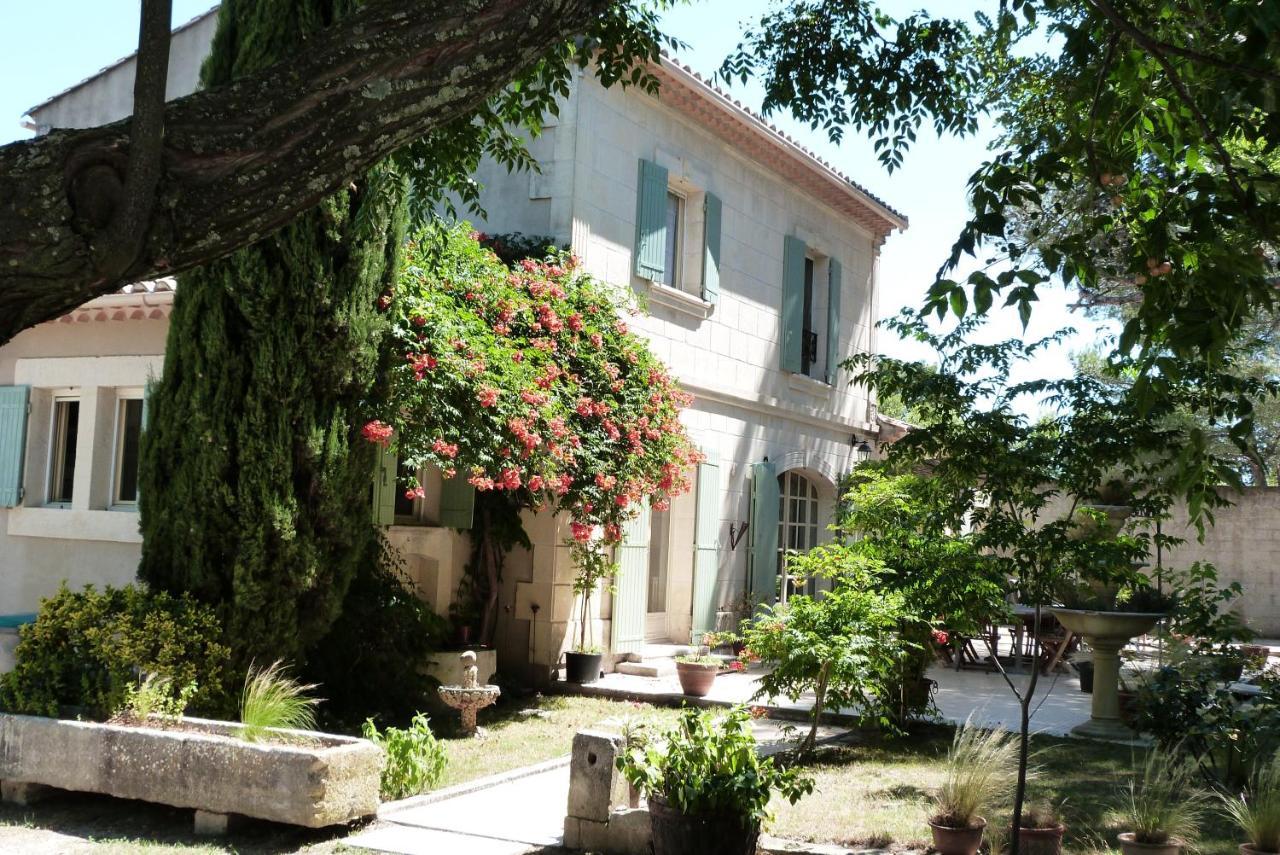 Le Mas Du Lac Saint-Rémy-de-Provence Exterior foto