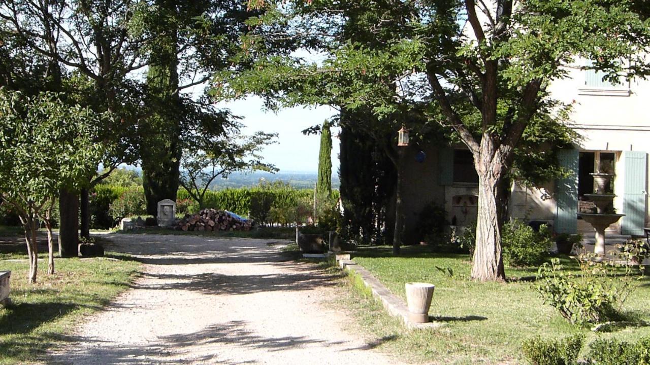 Le Mas Du Lac Saint-Rémy-de-Provence Exterior foto